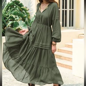 Chic Forest Green Maxi Dress